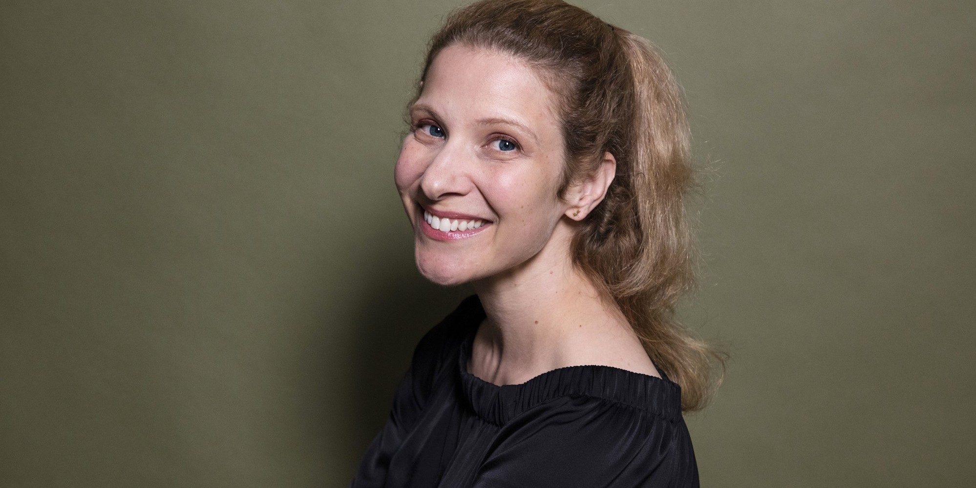 « Asymétrie » de Lisa Hallyday: entre Lewis Caroll et Philippe Roth – Des mots de minuit – Magazine culturel